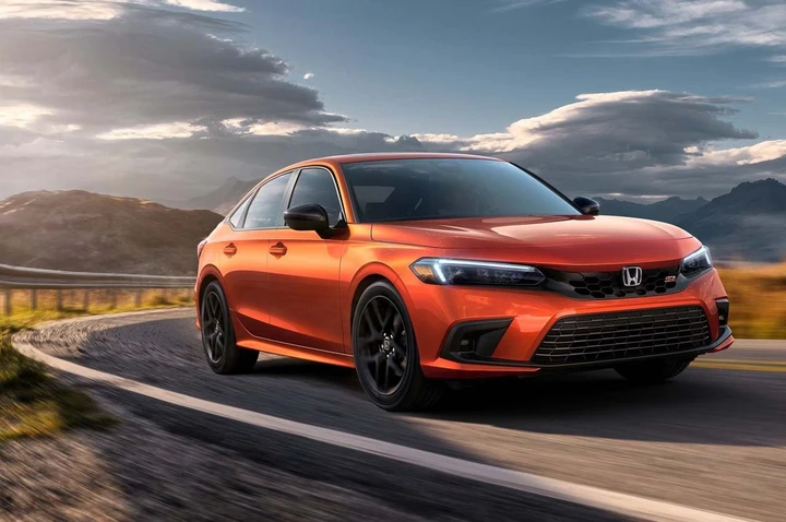 Honda Civic Si 2022: 200 CV per divertirsi