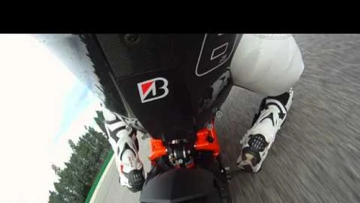 KTM RC8R e Track: il video Test di Motoblog a Misano