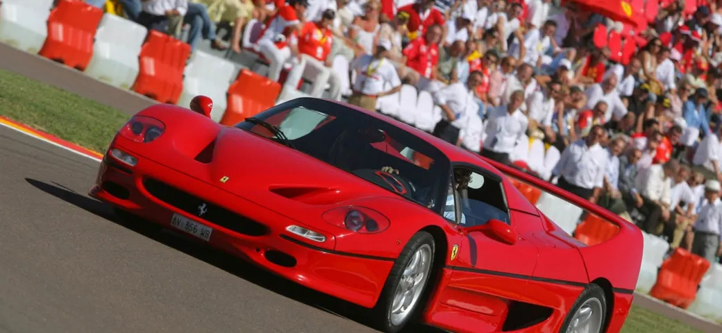 Supercar stradali con motore derivato dalla Formula 1