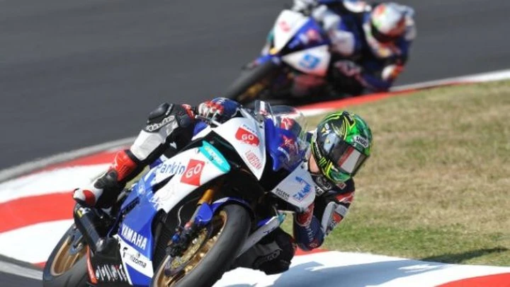 WSS: Luca Scassa vince a Magny-Cours, mentre Chaz Davies (6°) conquista il titolo mondiale 2011