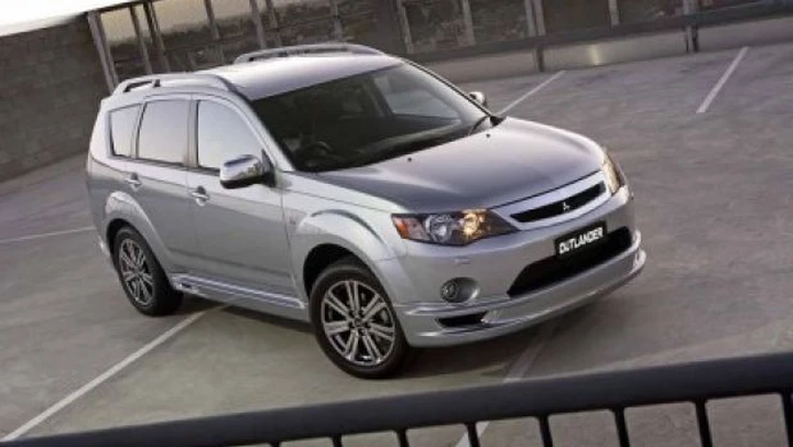Mitsubishi Outlander RX Edition: in Australia si veste da sportiva con il V6 Mivec