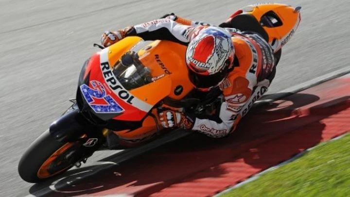 MotoGP: via il GP di Phillip Island? Ezpeleta attacca, Stoner risponde