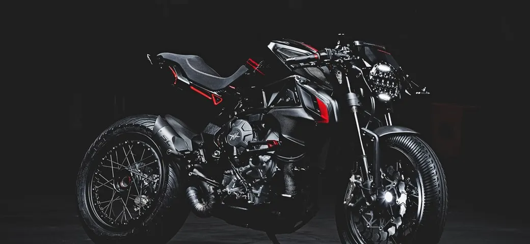 MV Agusta, Dragster Blackout e Brutale 800 RR Ballistic Trident [Video]