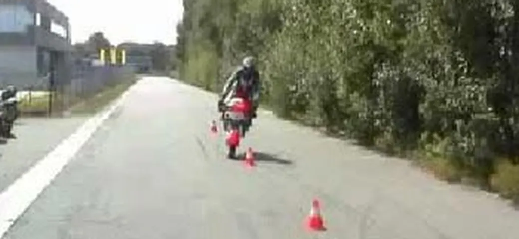 Slalom su ruota anteriore