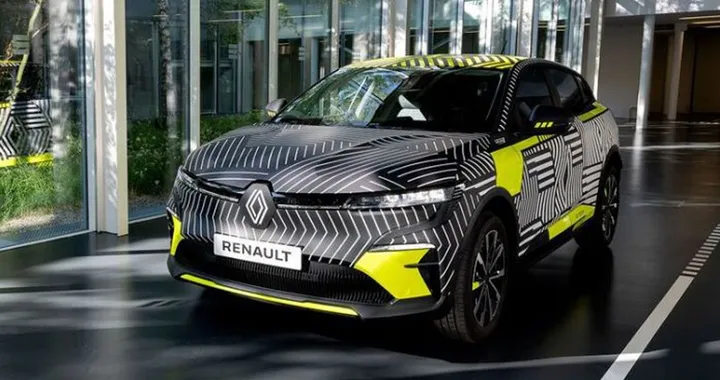 Renault Mégane E-Tech: pronta al debutto la nuova elettrica francese