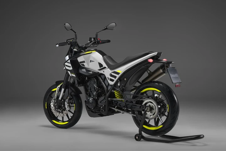 Benelli BKX 300 S 2024