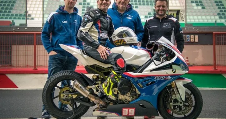 BMW Motorrad Italia: continua la partnership con Emiliano Malagoli