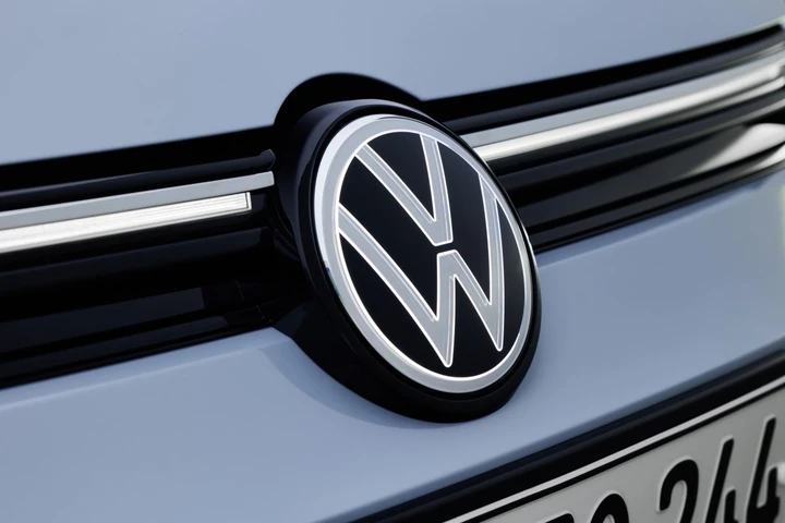 Volkswagen, per fronteggiare la crisi chiesti altri tagli al personale