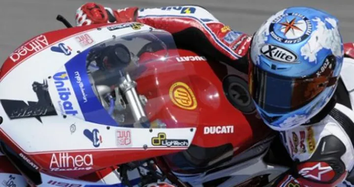 WSBK: ancora Carlos Checa in testa alle QP2 di Brno. Seguono Smrz e Melandri