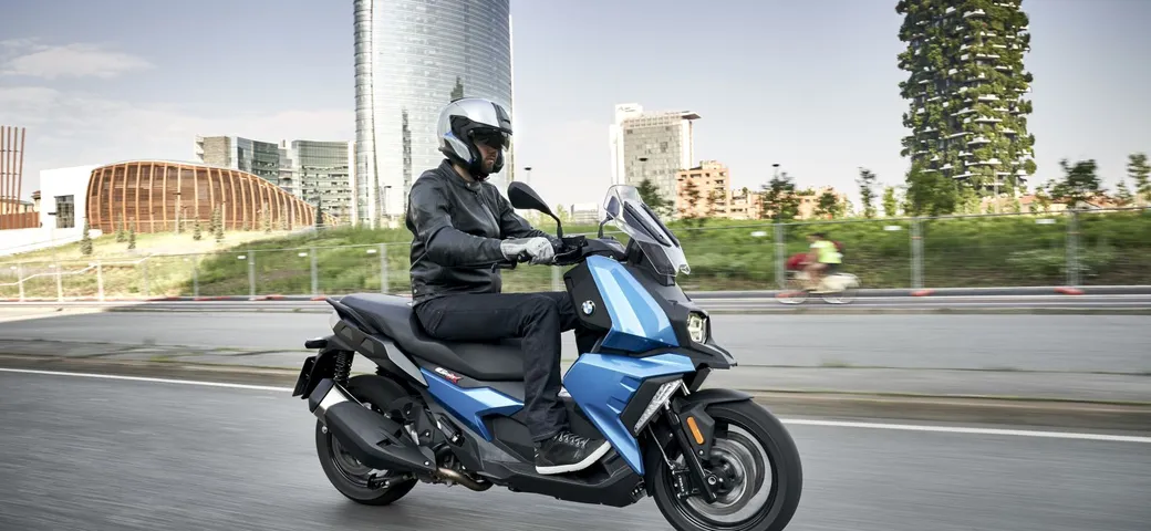 BMW C 400 X: informazioni e prezzi del Model Year 2019