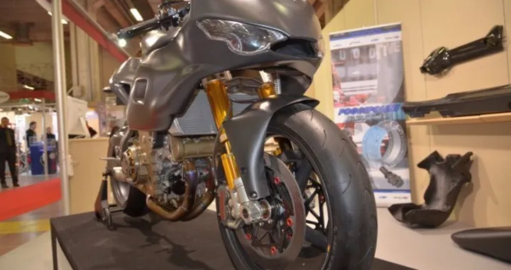 NCR Millona M16 al Motor Show 2010