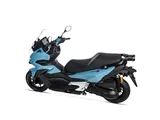 Keeway TerraFina 350i: lo scooter versatile che unisce stile, sicurezza e tecnologia