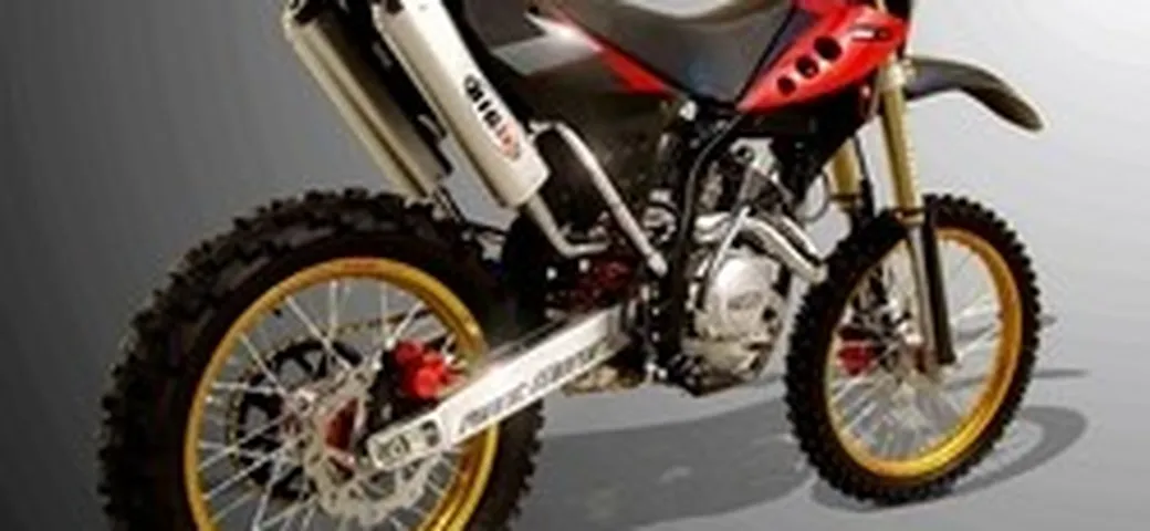 Fantic cavalca il Caballero 125 4T