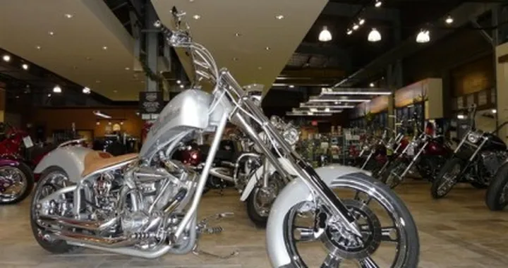 Chopper Cadillac ibrido ad etanolo