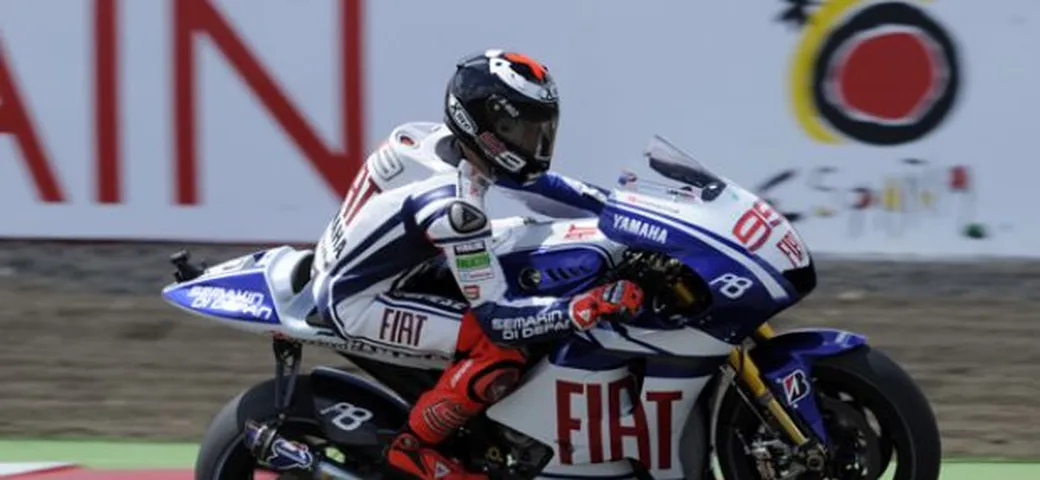 MotoGP, Bridgestone: Lorenzo conquista la terza vittoria della stagione con pneumatici con mescola più morbida