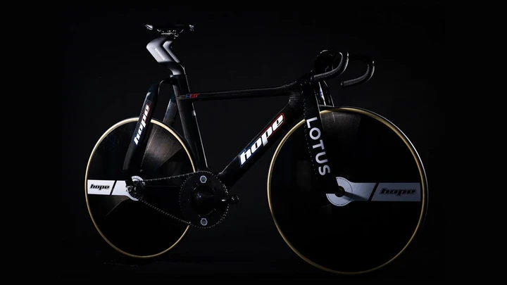 Lotus bici da gara Olimpiadi 2024 Parigi