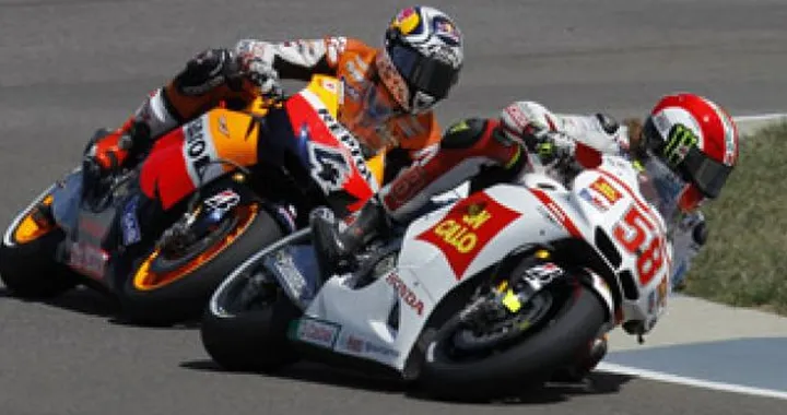 Simoncelli con Gresini anche nel 2012. Dovi "cliente" in LCR Honda?