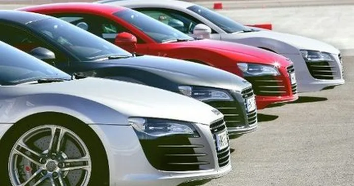 Audi R8 TDI, l'imbarazzo della scelta