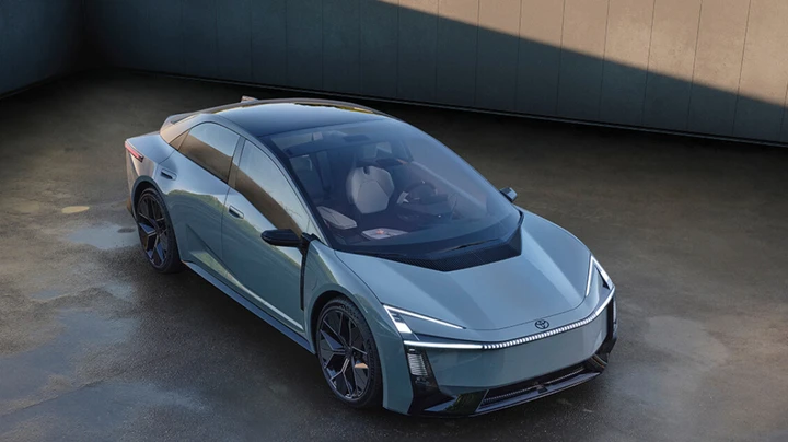 Toyota svela la Corolla Concept: futuro multi-propulsione