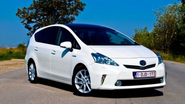 Nuova Toyota Prius+: prezzo e prova su strada