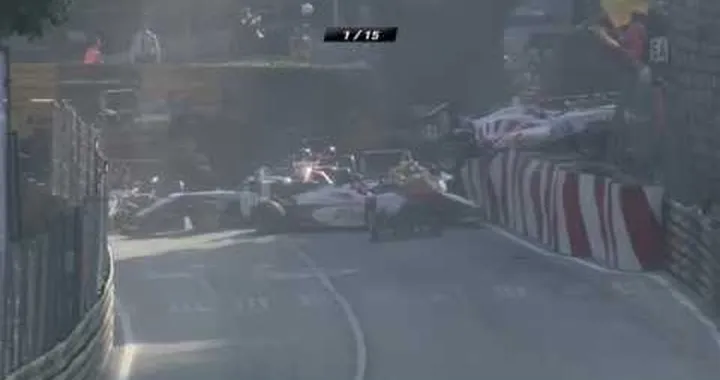 F3 2014 at Macau, Start Accident