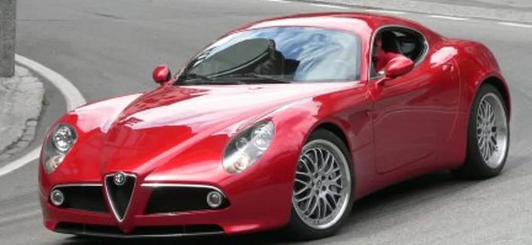 Alfa 8C Competizione spotting