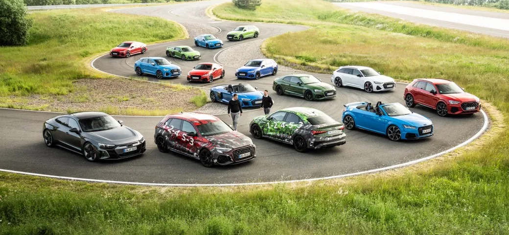 Audi RS 3 Sportback e RS 3 Sedan 2021: i primi teaser