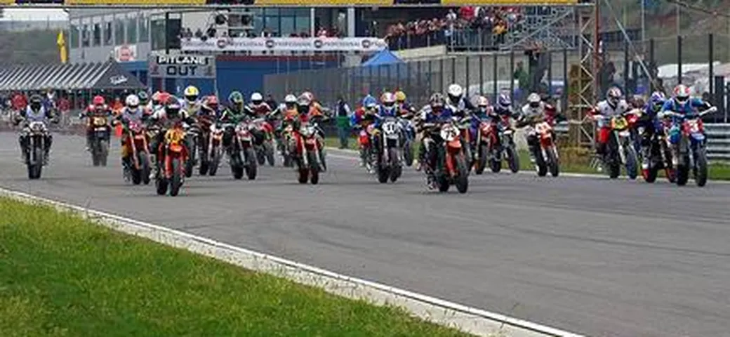 Trofeo delle Nazioni Supermoto 2007: azzurri secondi, vince la Francia!