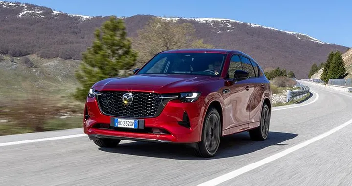 Mazda CX-60, arrivano 1.000 euro di carburante gratis: l'offerta si somma agli sconti