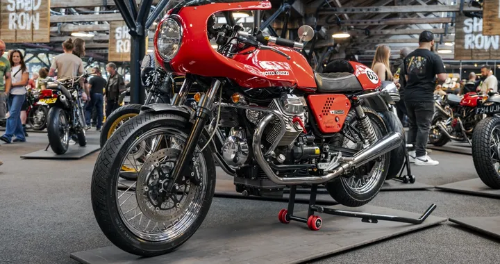 Moto Guzzi Red Devil: il tributo artigianale alla Café Racer anni ’70