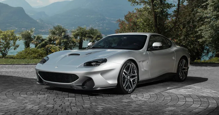 Touring Superleggera Veloce12: inno all'aspirazione con 503 CV