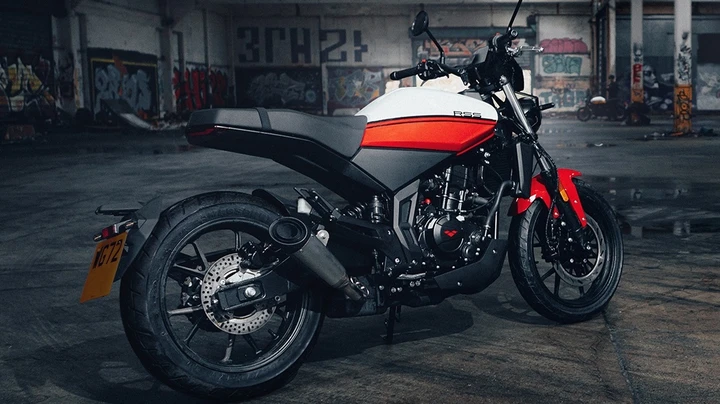 Lexmoto presenta la naked retro RSS Street 125