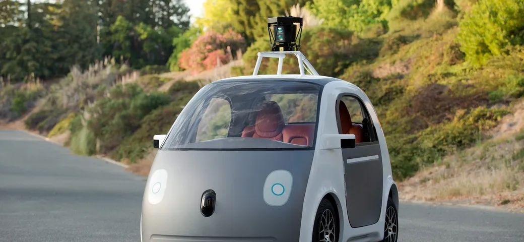 Google Car: riconoscerà Polizia e veicoli di emergenza