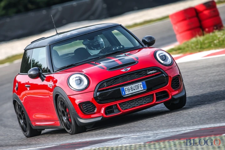 Mini John Cooper Works Petrolhead Edition