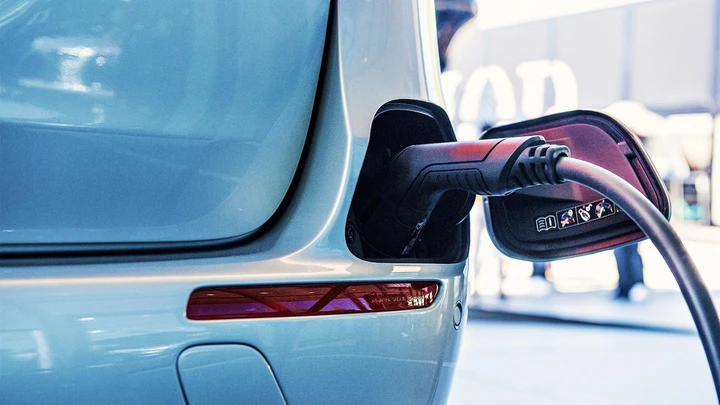 ACEA: ‘Molti europei fanno fatica a permettersi auto elettriche’