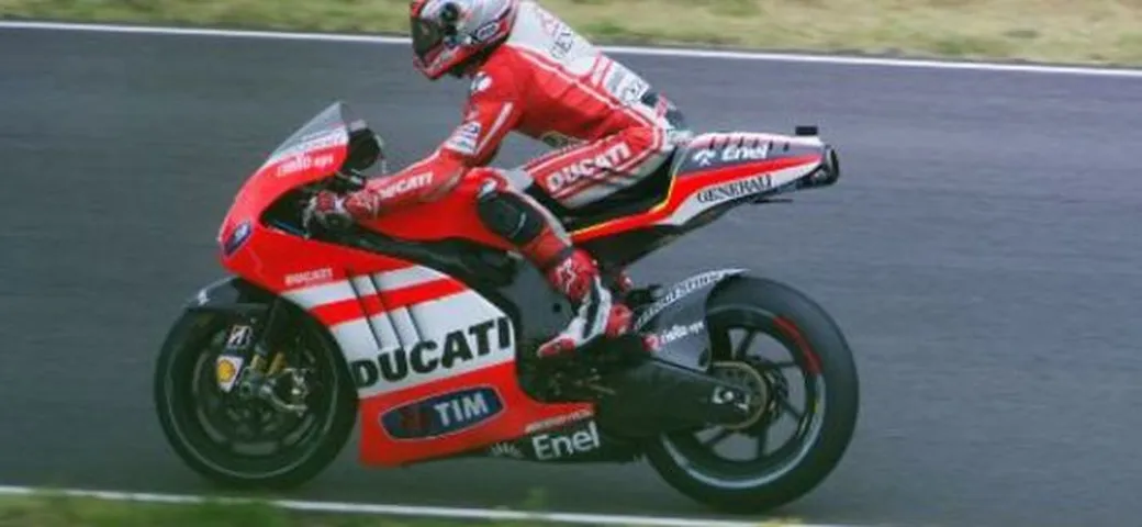 Valentino Rossi al Mugello sulla Ducati GP12 2012: prima caduta