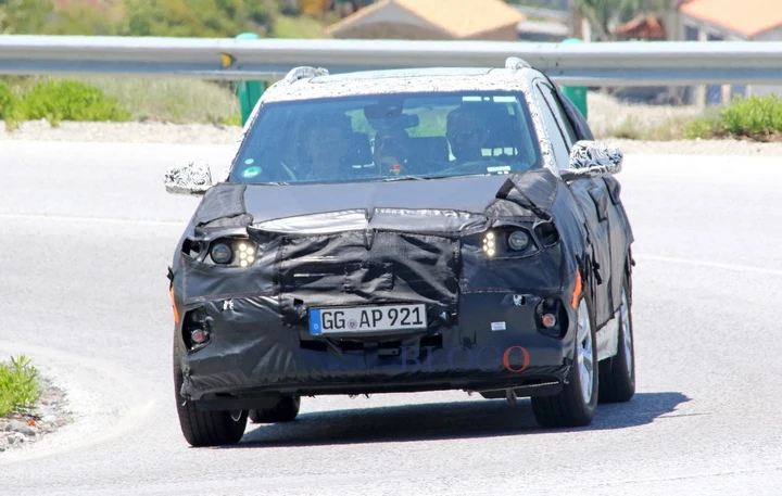 Foto Spia Opel Antara