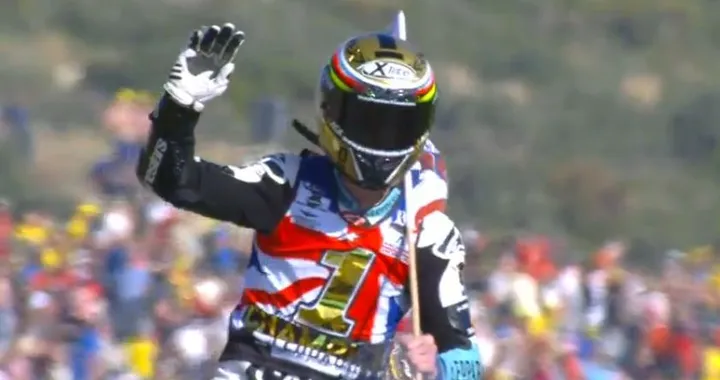 Moto3 Valencia: vince Oliveira, Kent Campione
