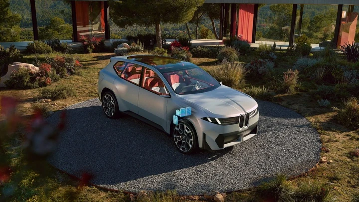 BMW, la Neue Klasse riduce del 50% i cavi elettrici e incrementa di venti volte la potenza di calcolo