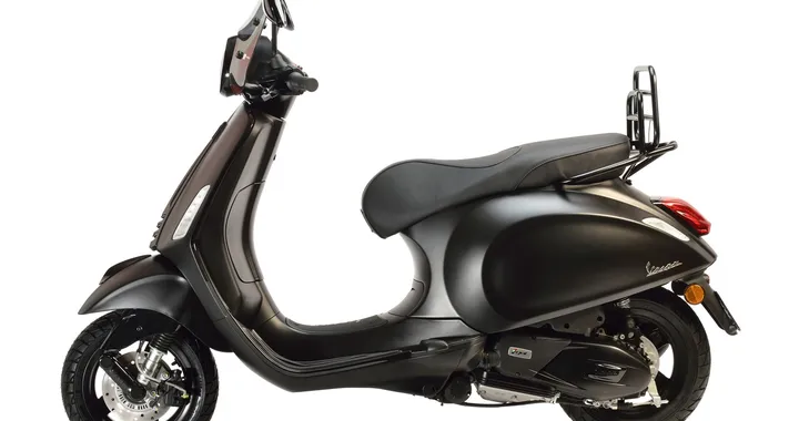 Vespa Primavera 125 Saint Laurent