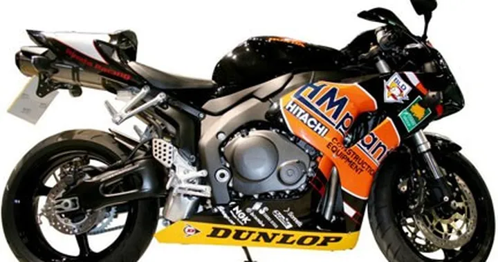 TT McGuinness replica Honda CBR1000RR