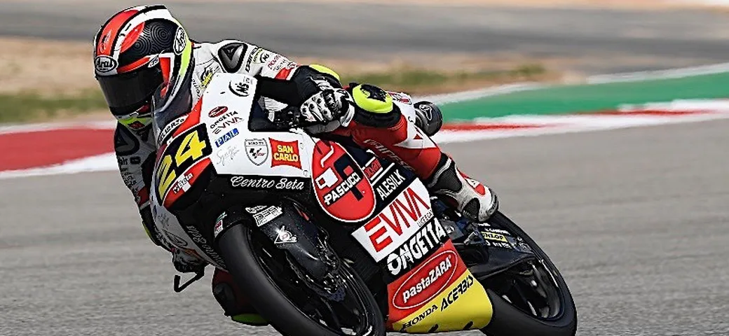 Moto3, Suzuki prima pole in onore del Sic! Arbolino in prima fila. A terra Dalla Porta e Fenati.
