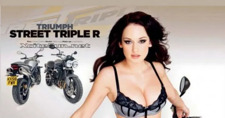 Sexy Bikers: Kitty Lea e la Triumph Street Triple R