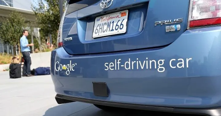 Come un 26enne si è costruito la sua auto a guida autonoma
