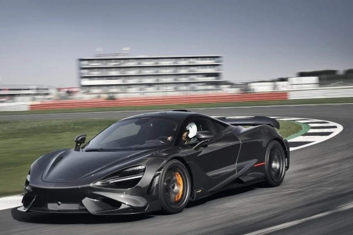 McLaren 765LT: prestazioni migliori del previsto