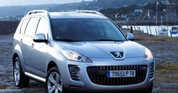 Salone di Francoforte: Peugeot presenta la 4007 con cambio a doppia frizione DCS6