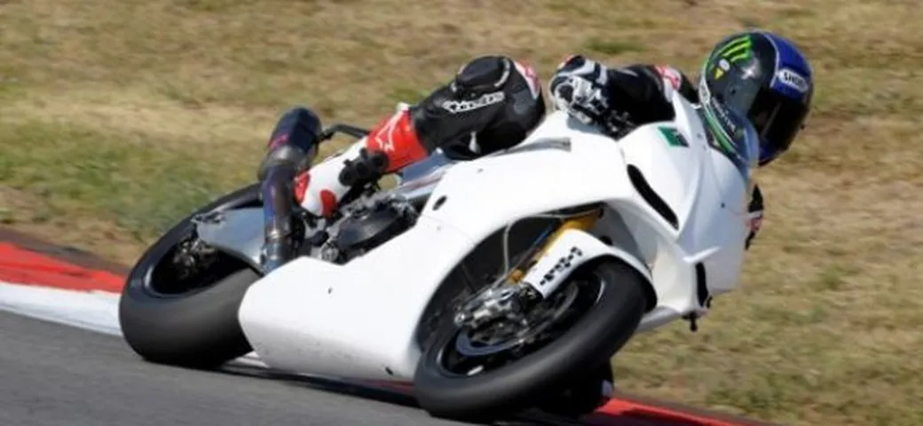 WSBK: Eugene Laverty è il più veloce nella giornata conclusiva a Portimao