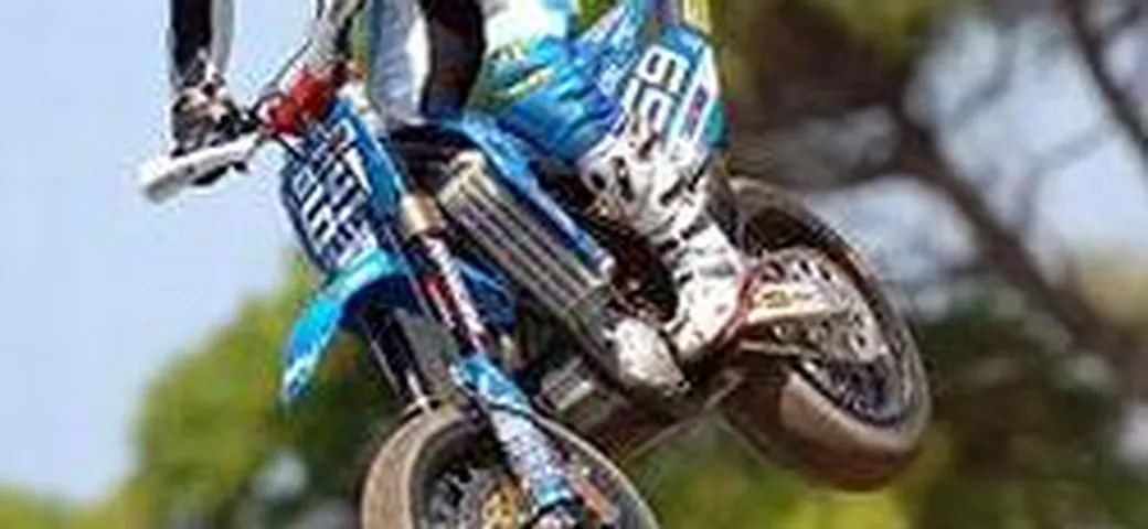 Tutti a scuola di Supermoto con Gozzini