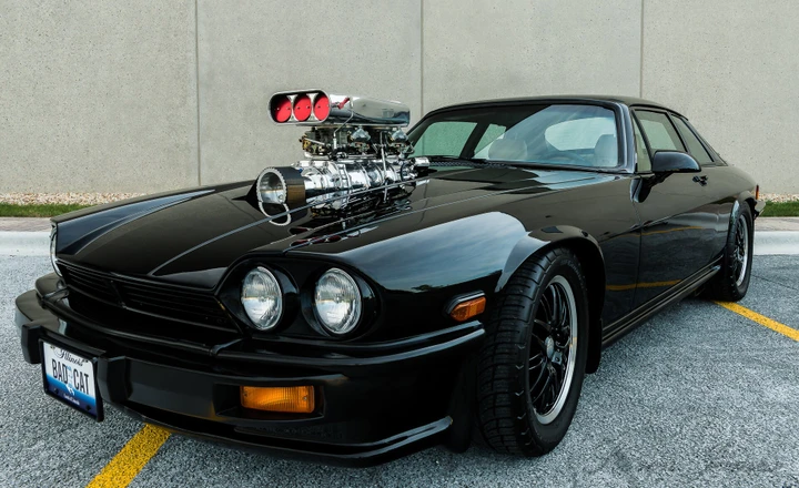 All'asta una Jaguar XJS con un appariscente V8 Chevrolet