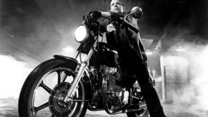 MotoCult: la Kawasaki Z440 LTD di Mickey Rourke in 